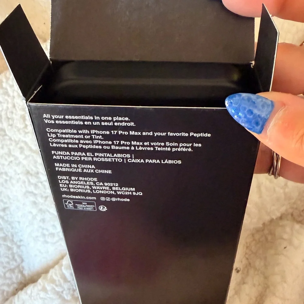 RHODE Phone Case 17 pro max rare black birthday edition color. With box - Picture 4 of 6